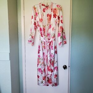 Morgan Taylor Satin Roses Kimono robe Cover-up Sz S to M Attached Tie